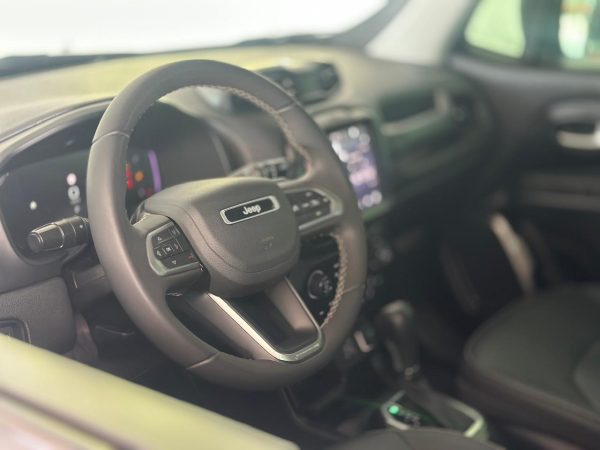Jeep - Renegade Long. T270 1.3 TB 4x2 Flex Aut. - Image 13