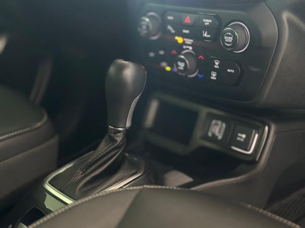 Jeep - Renegade Long. T270 1.3 TB 4x2 Flex Aut. - Image 14
