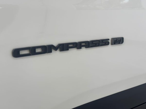 Jeep - Compass LONG. T270 1.3 TB 4x2 Flex Aut. - Image 20