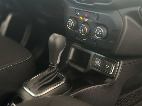 Jeep - Renegade 1.3 TURBO - Image 12